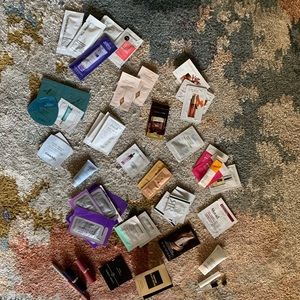 SMAPLES- beauty, skincare, haircare 💗💛